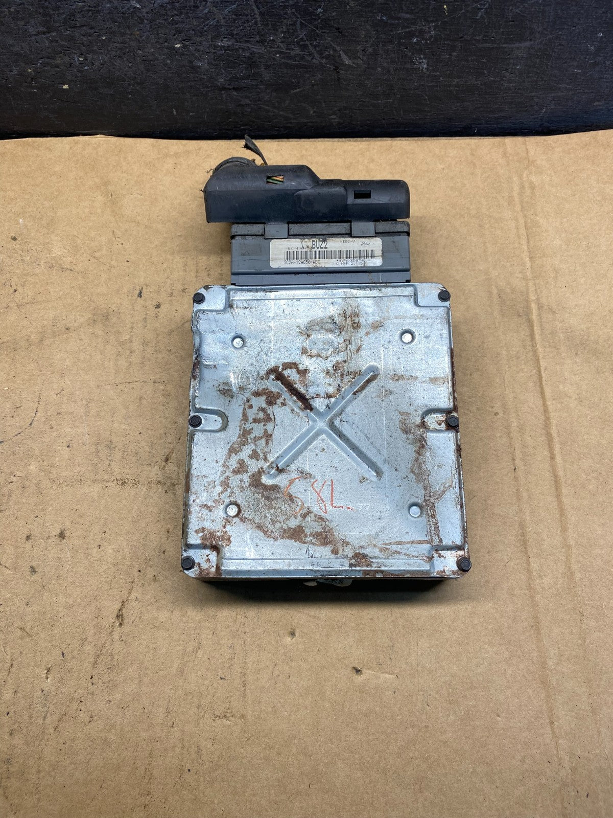 2003 Ford E250 5.4L Van Engine Control ECU Computer Module AH7253 DW1