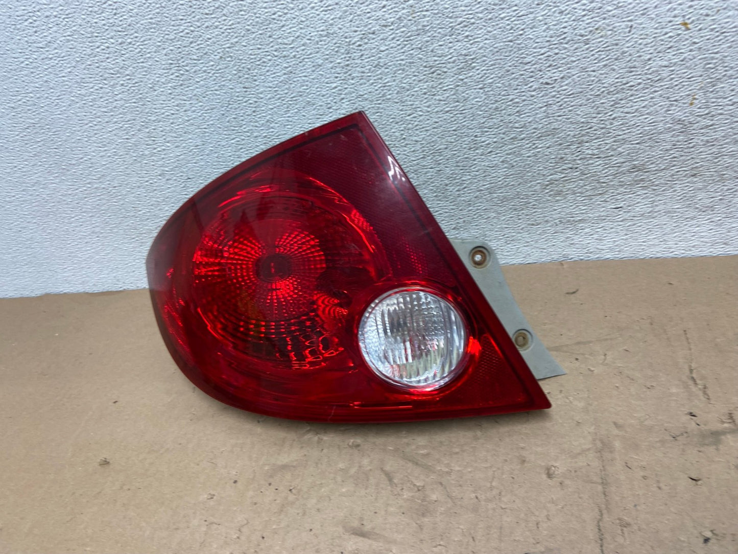 2005-2010 Chevrolet Cobalt Sedan Left Driver Side Tail Light AG5507 LK1
