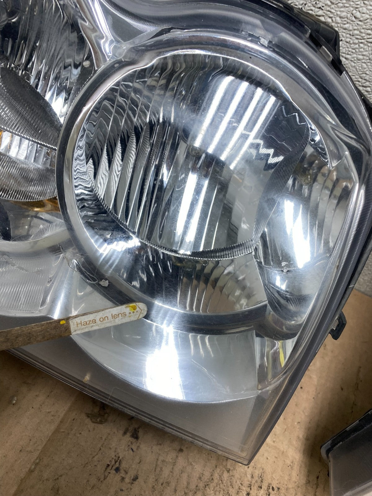 2005-2007 Jeep Grand Cherokee Left+Right Halogen Headlights W0867 DW7