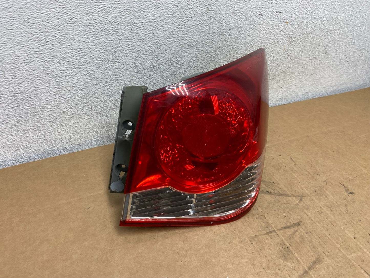 2011 2012 2013 2014 Chevrolet Cruze Right Passinger RH Side Tail Light AD6199 LK2