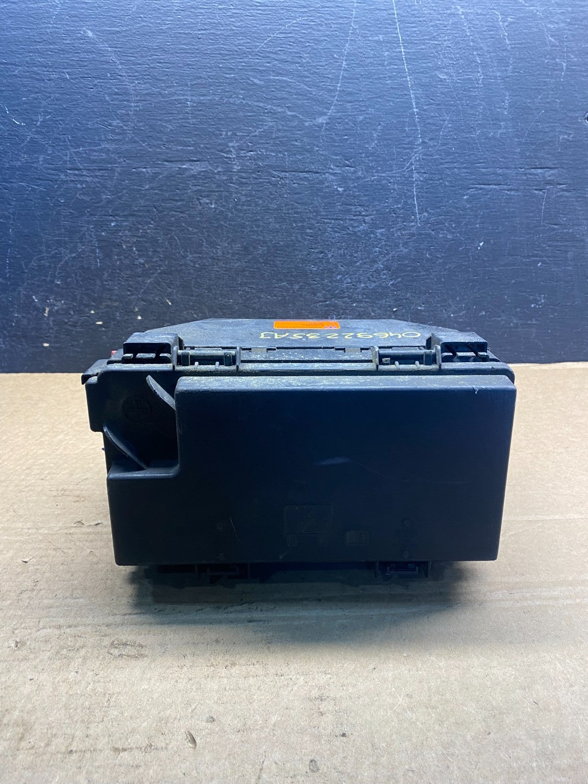 2008 2009 Dodge Nitro Jeep Liberty Patriot TIPM Fuse Box BCM 04692235AJ AF76675
