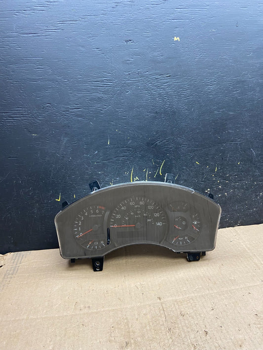 2006 Nissan Titan Armada Speedometer Cluster Gauge Bezel Z0271 DG0