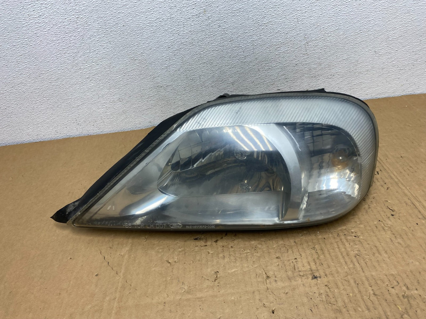 2000 to 2005 Mercury Sable Left Driver LH Side Halogen Headlight AC7762 DW0