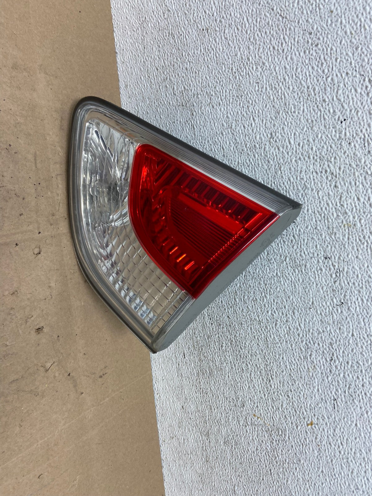 2013 to 2016 Nissan Pathfinder Right Passenger Inner Tail light AE6560 LK0