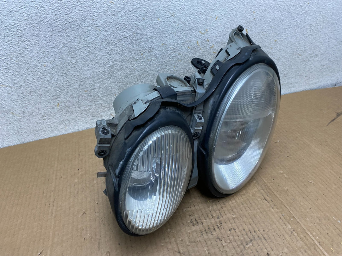 1998-2003 Mercedes Benz W208 CLK Left Driver LH Xenon HID Headlight AI6562 DG2