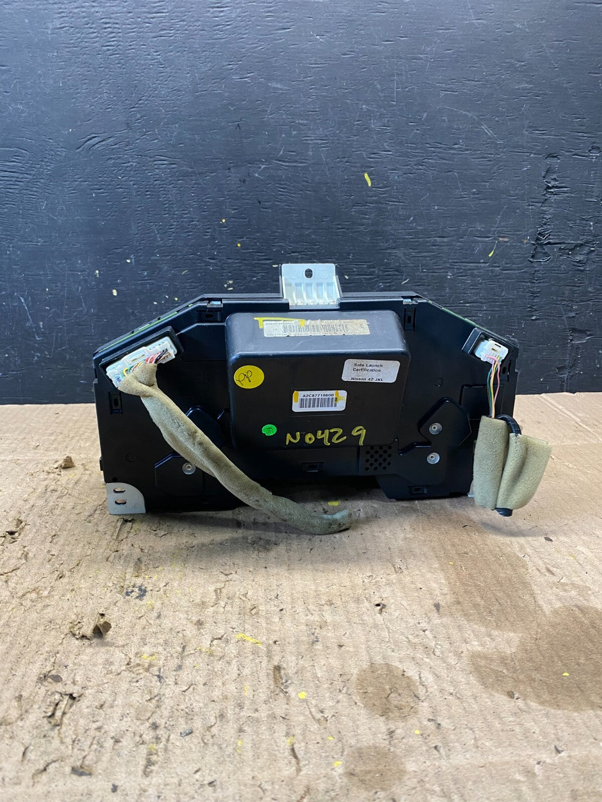 2014 Nissan Pathfinder Speedometer Cluster Gauge N0429 PS4