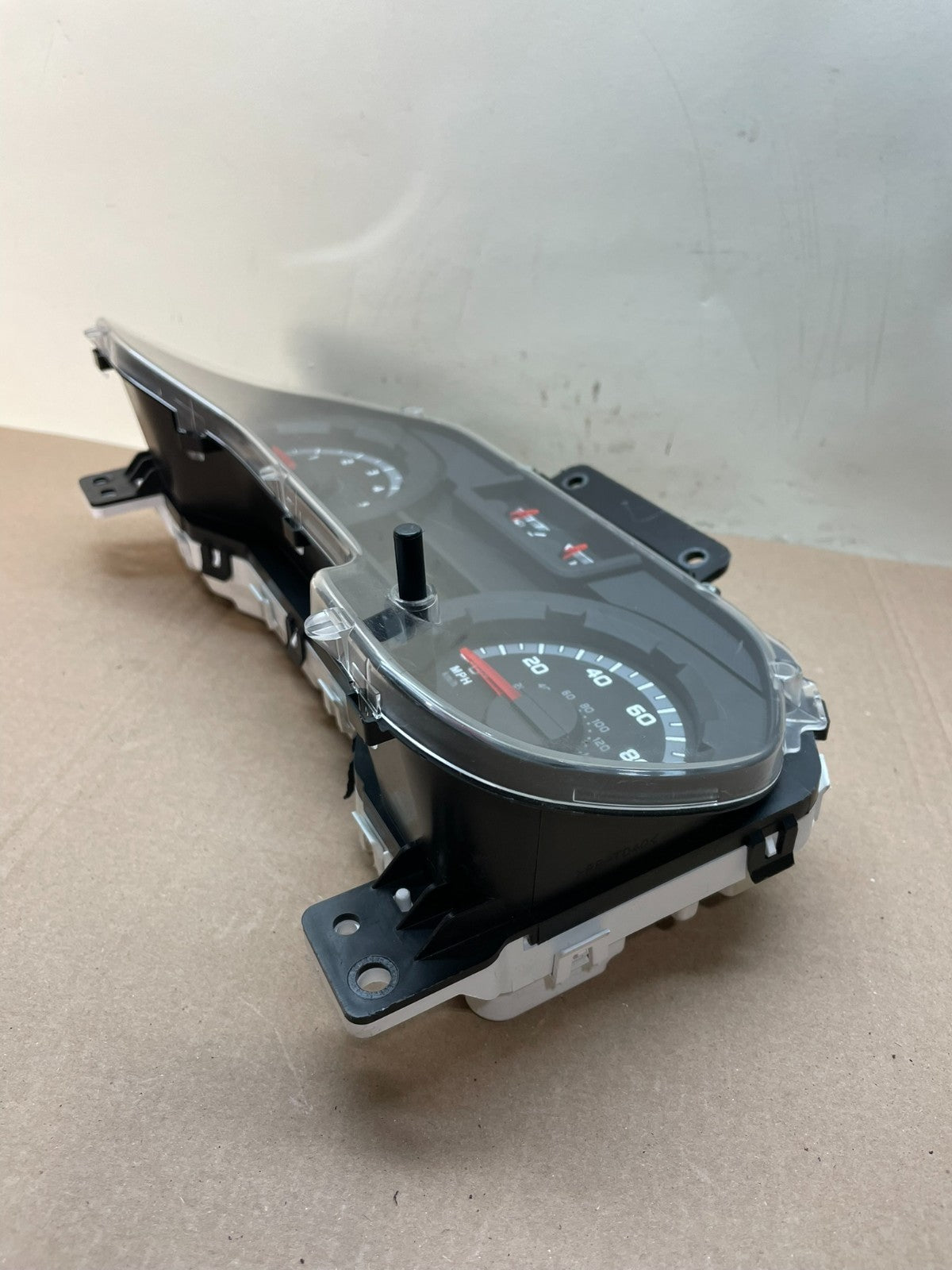 2016 2017 Ford E350 E450 Gauge Speedometer Cluster AJ0874 DW2