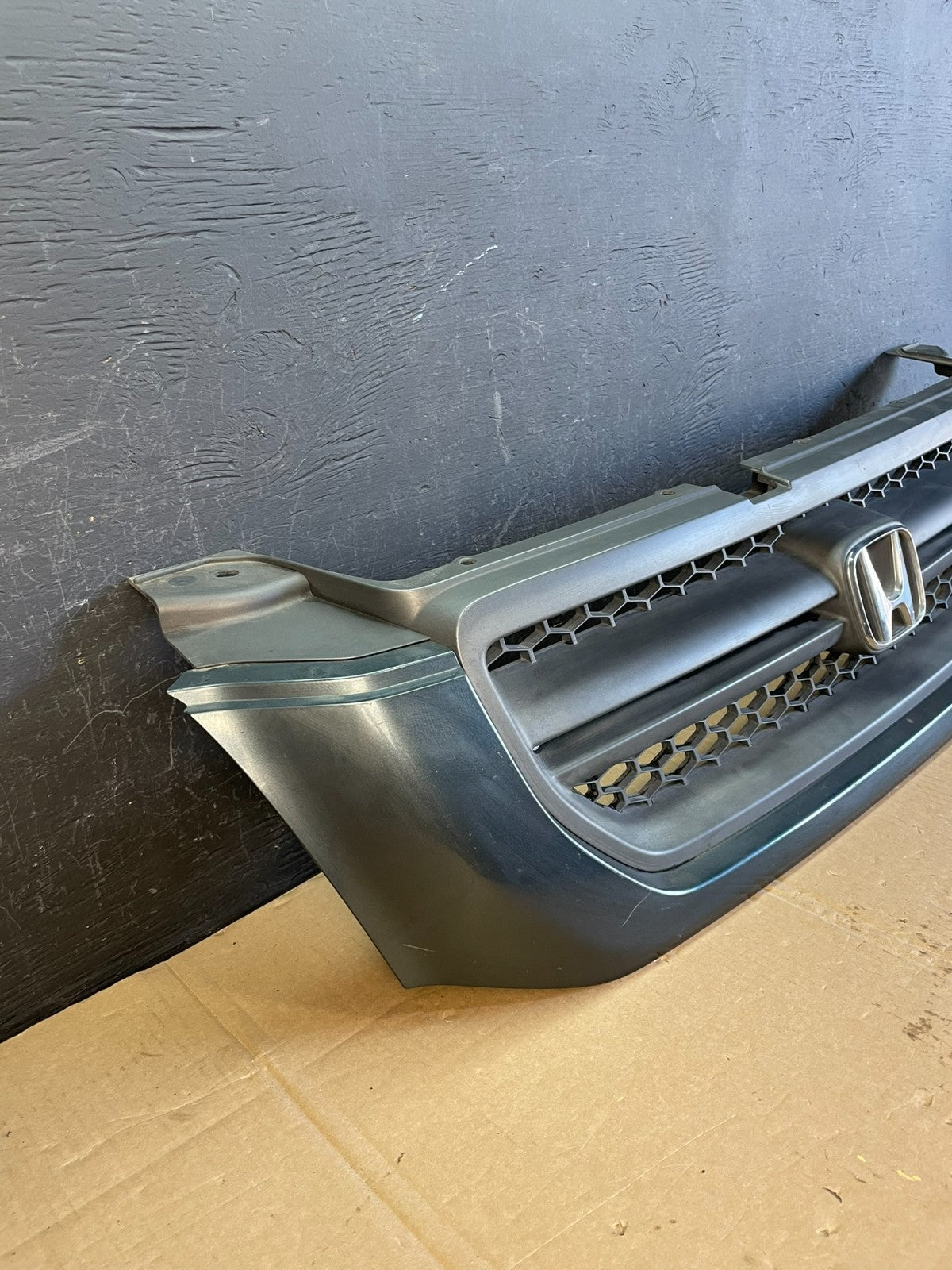 2003 2004 2005 Honda Pilot Front Upper Grill Grille AC5427 DG2