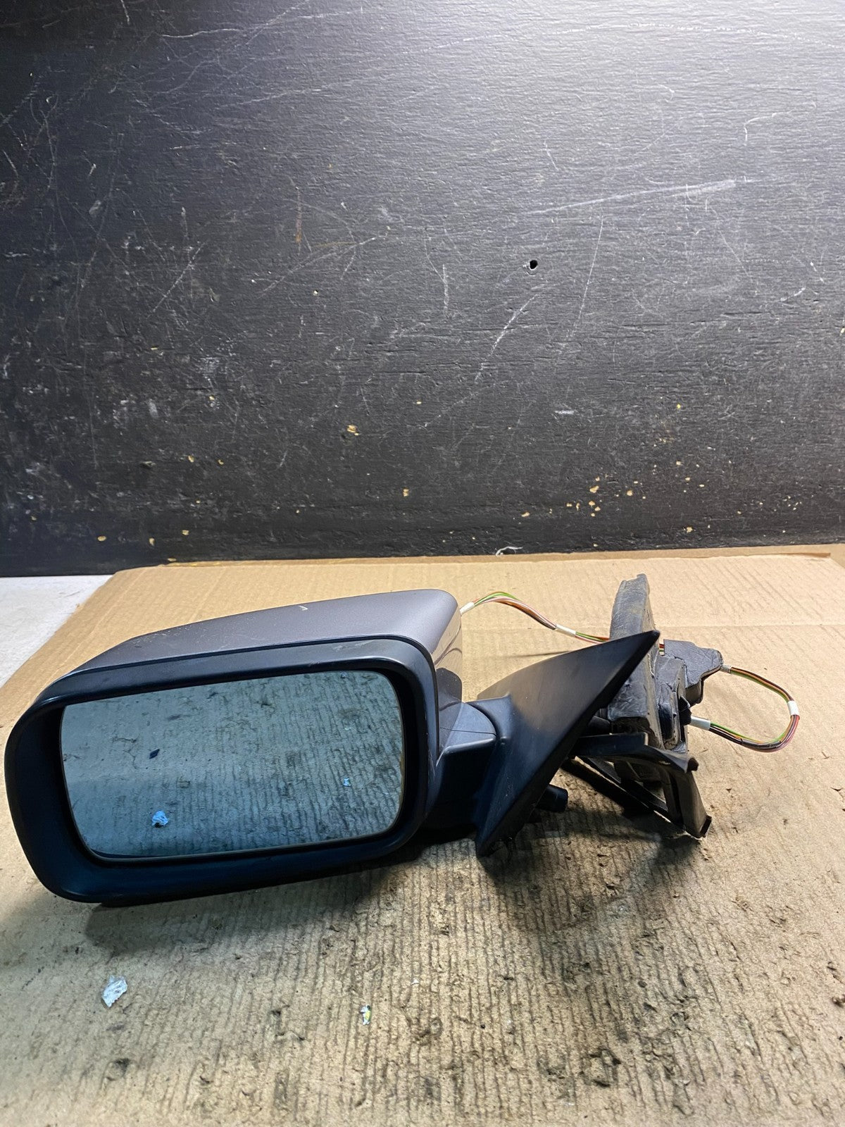 1998 to 2003 BMW 528i 530i E39 Left Driver Side Door View Mirror Z2518 MS7