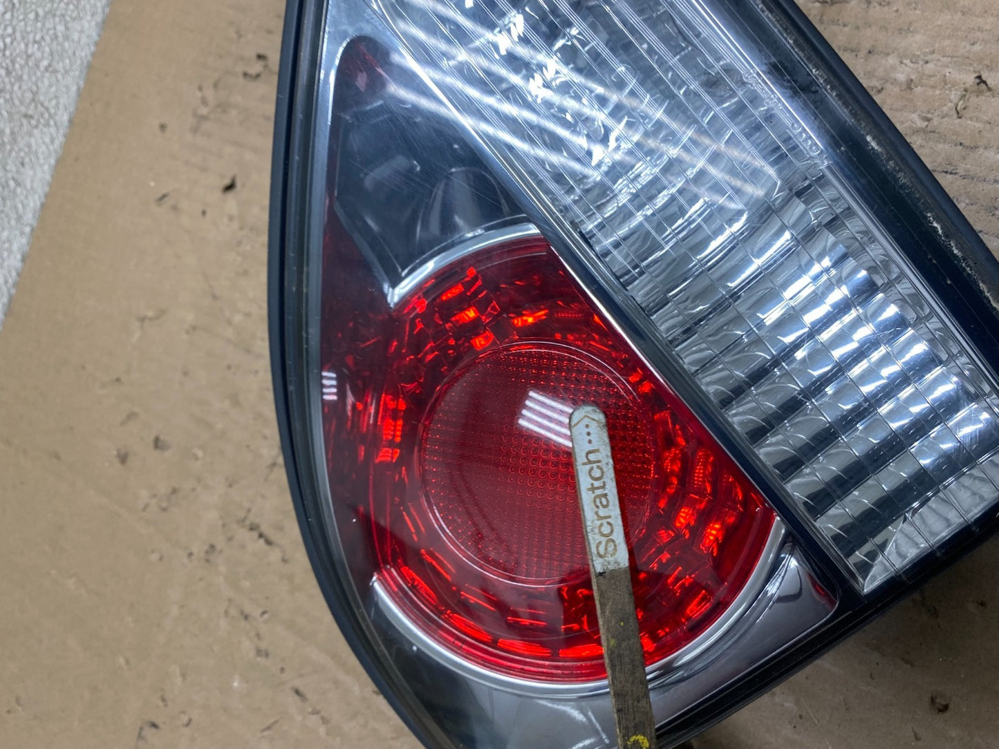 2000-2003 Lexus Rx300 Left Driver Lh Side Rear Inner Tail Light T7656 DW3