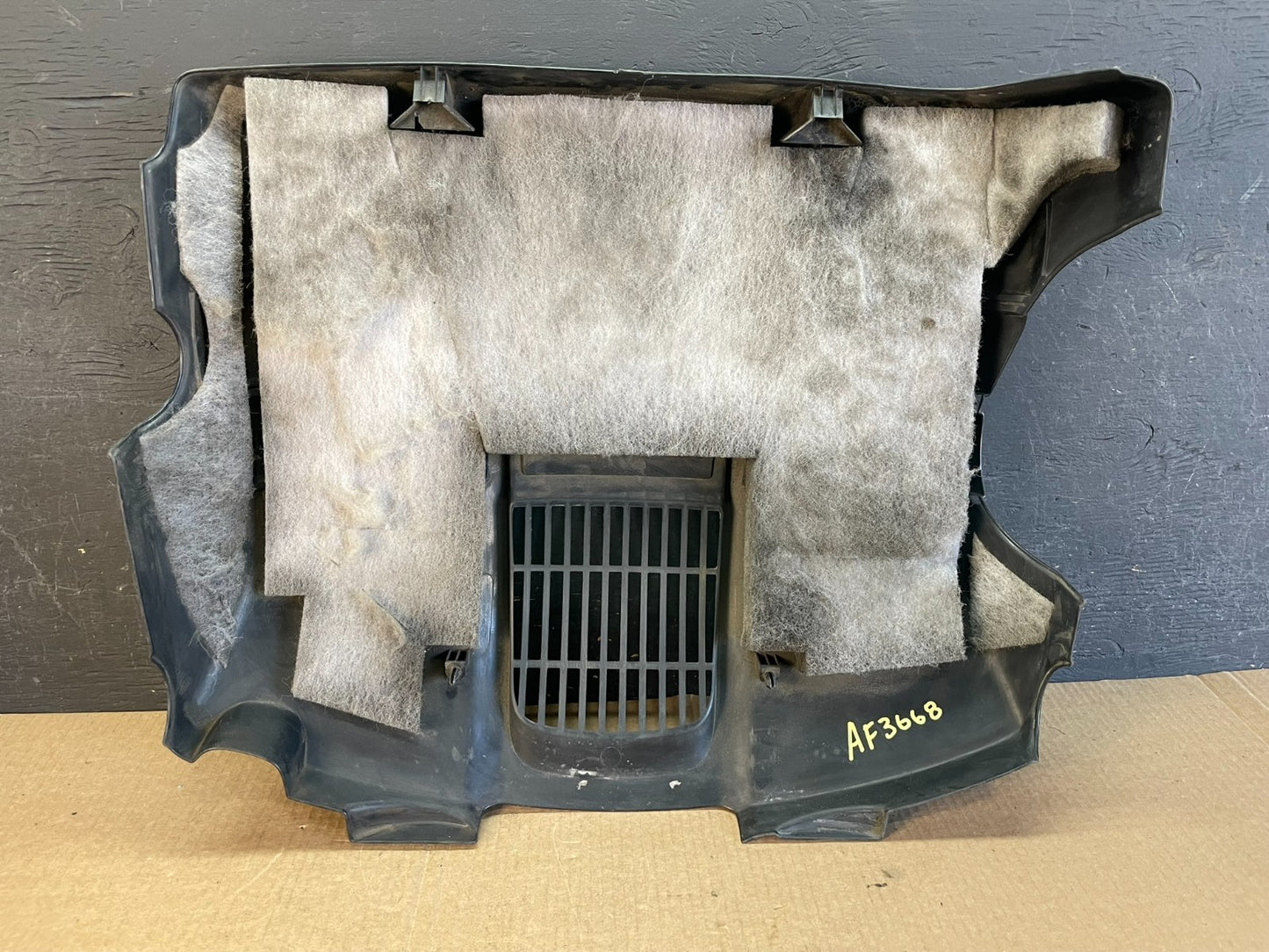 2007 to 2014 Subaru Tribeca 3.0L Factory Engine Cover 14025AA24A AF3668 DG5