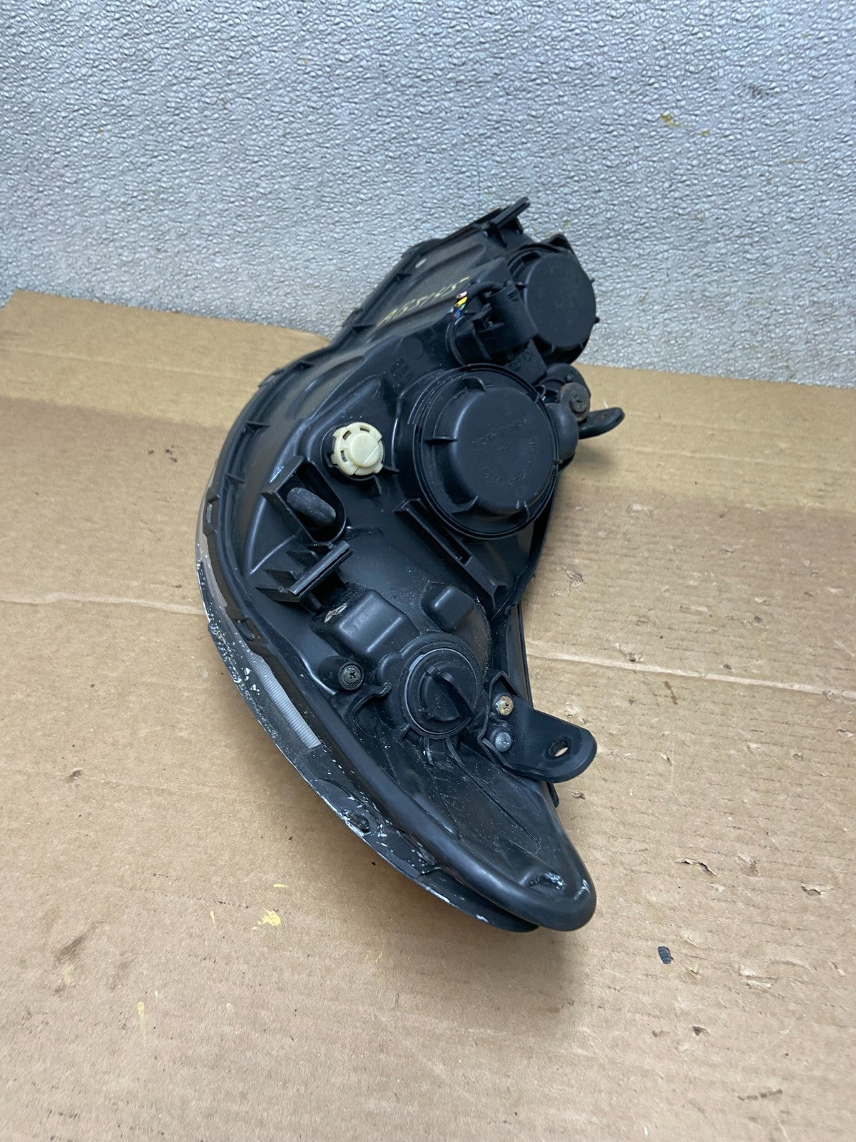 2007 2008 2009 2010 Hyundai Elantra Right Passenger Side Headlight OEM AB5145 DW5