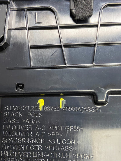 2016 2018 Nissan Maxima Center Dash Vent Ac Air Vent Trim Panel Bezel AE4288 DG5
