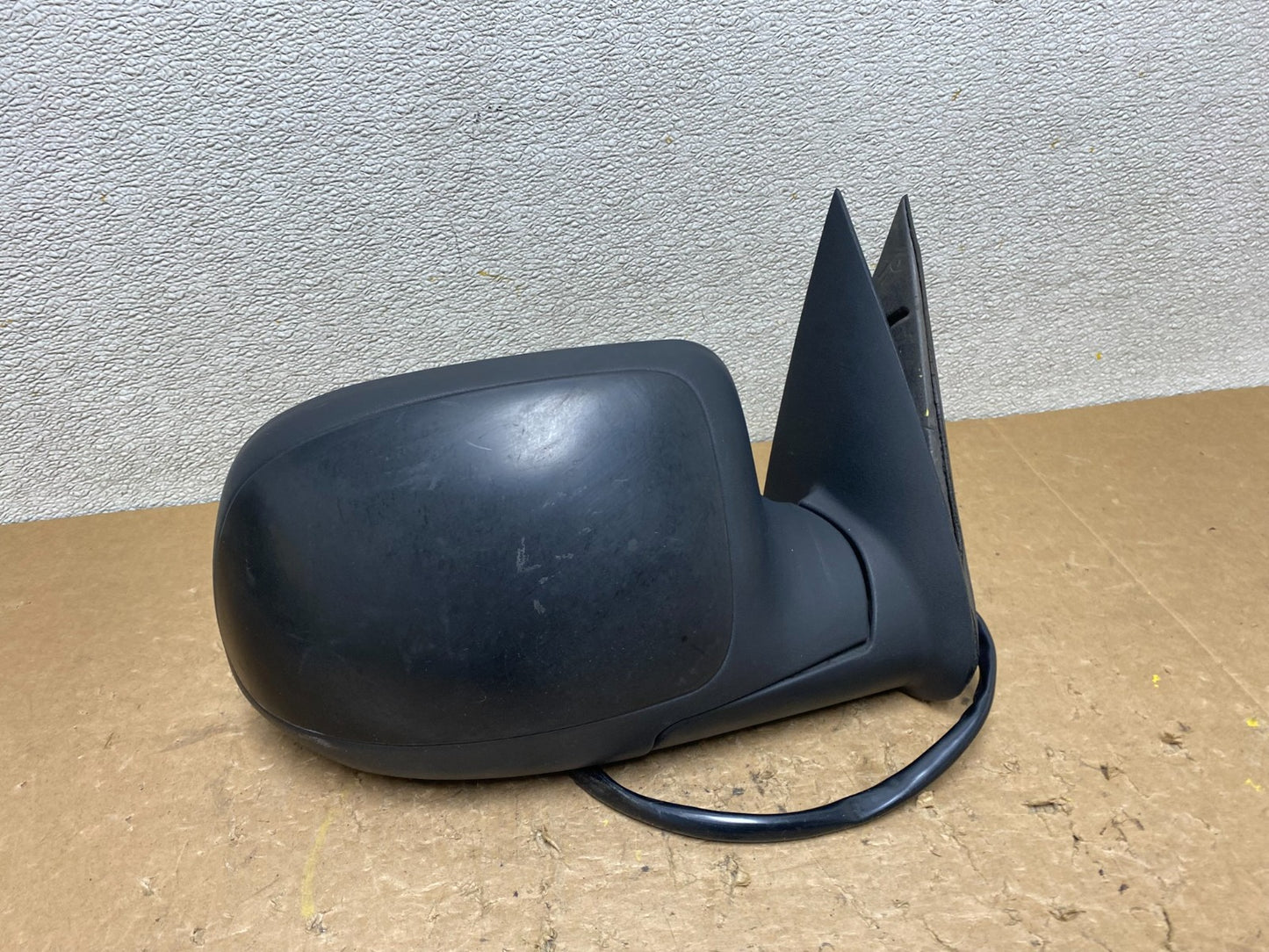2003 to 2006 Gmc Yukon Right Passenger Turn Signal View Door Mirror V2610 IT0