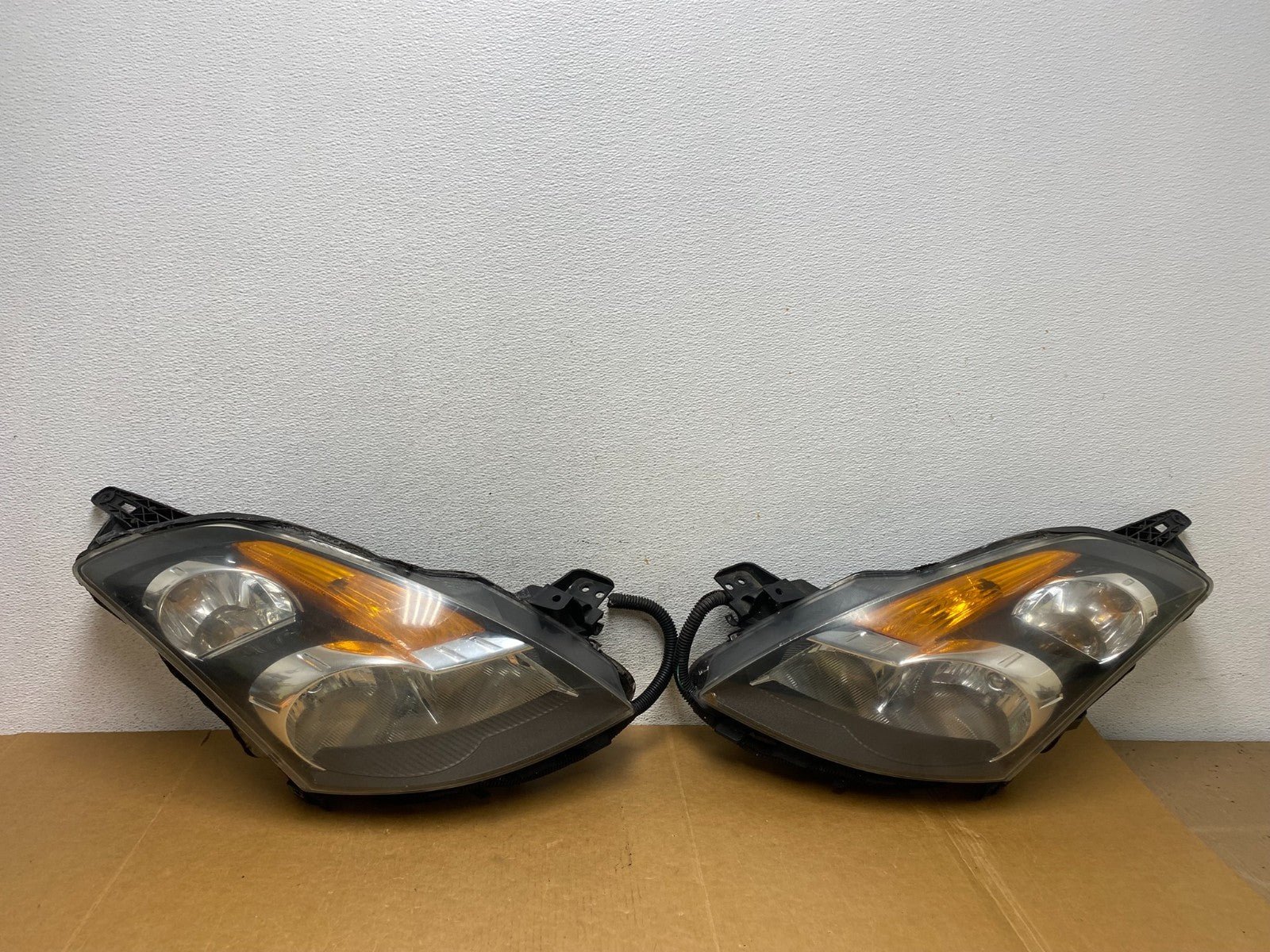 Sedan 2007 2008 2009 Nissan Altima Left+Right Set Headlights AD8944 DW0