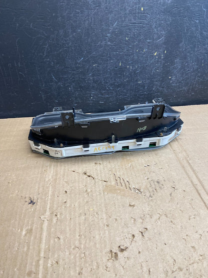2004 2005 Ford Explorer Speedometer Cluster Gauge AE17994