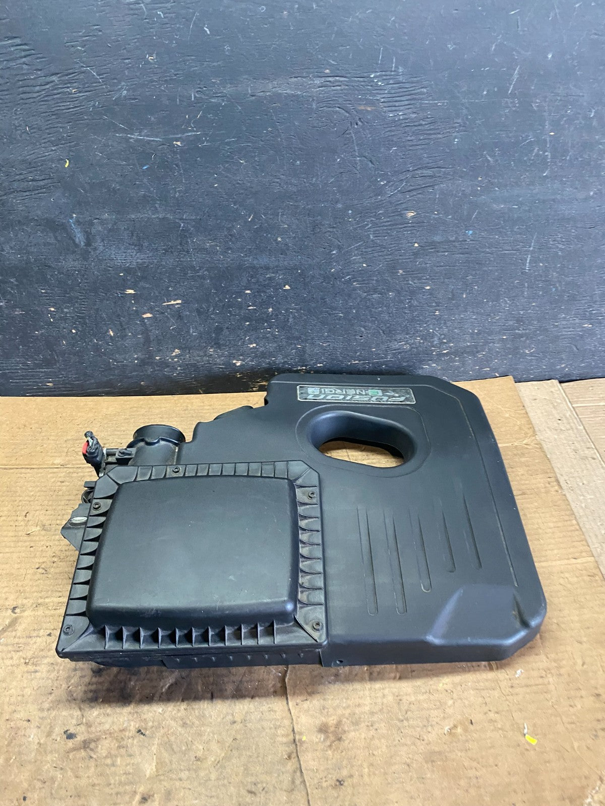 2013 to 2020 Ford Fusion Engine Motor Cover Shield  Black q8606 DG1