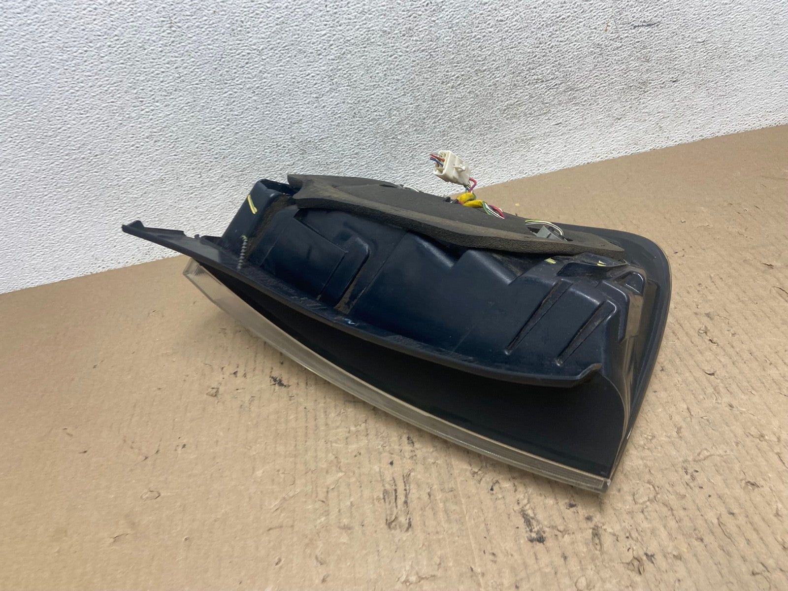 2004 - 2005 Toyota Prius Right Passenger Side Rh Tail Light AF7045 LK10