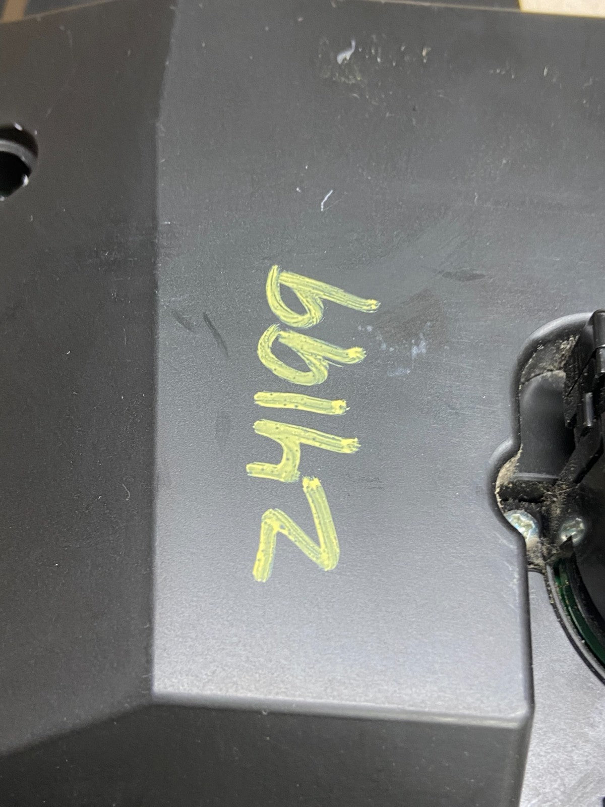 2011-2018 Volvo S60 Climate Control Radio Bezel Panel Trim Z4199 DG7