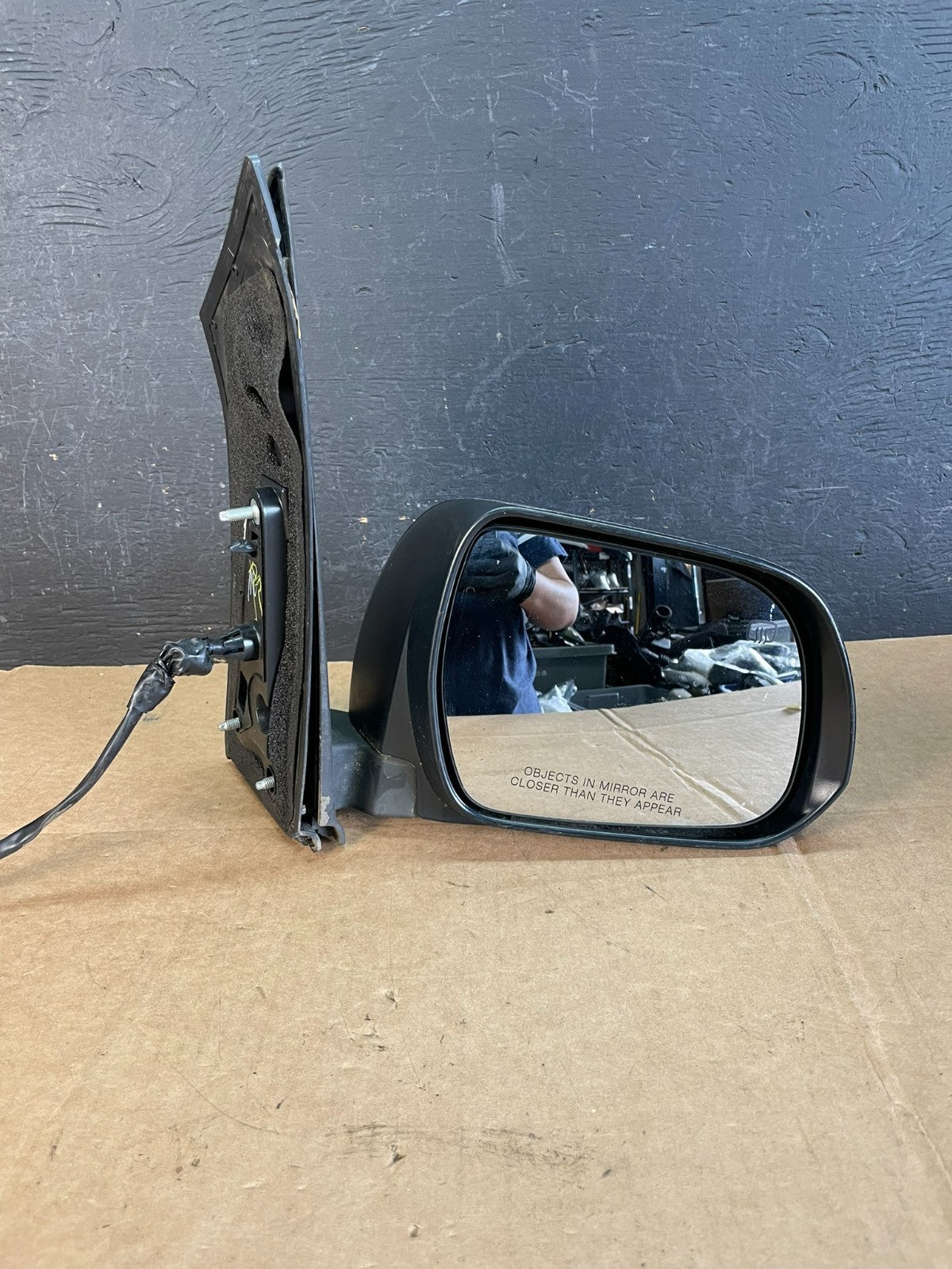 2011 to 2014 Toyota Sienna Right Passenger RH View Door Mirror AE0925 DW9