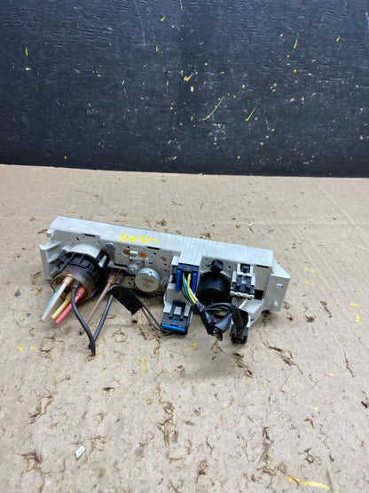 2008-2010 Chevrolet Express 1500 2500 3500 Climate Control Panel u5711 DG3
