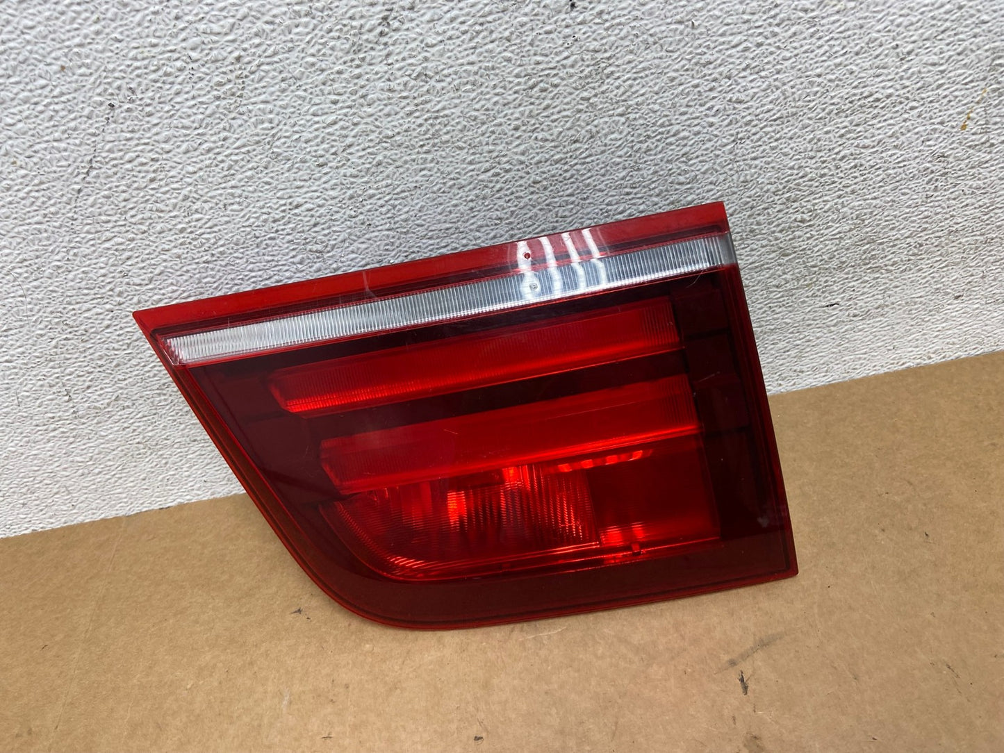 2011 2012 2013 Bmw X5 E70 Right Passenger RH Side Inner Tail Light AE3133 LK0