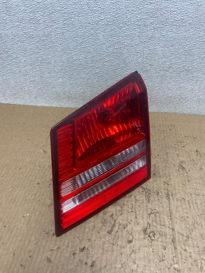NO LED 2009-2011 Dodge Journey Right Passenger side Tail Light Inner Oem W75702