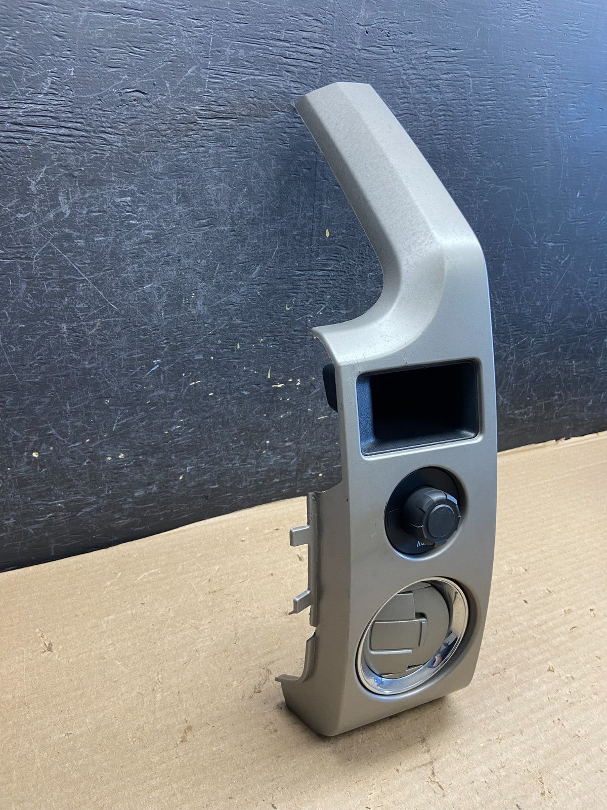 2009 2010 Ford F150 Center Left Dash Trim Bezel Air Vent OE AH3747 DG2