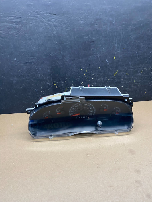 1997 to 2002 Ford Econoline E150 E250 Van Speedometer Instrument Cluster S63080