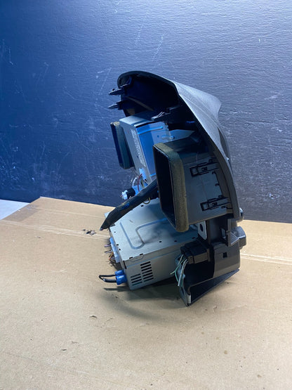 2001 to 2003 Lexus Rx300 Radio Receiver Head Unit + Bezel Surround AD4930 DG2