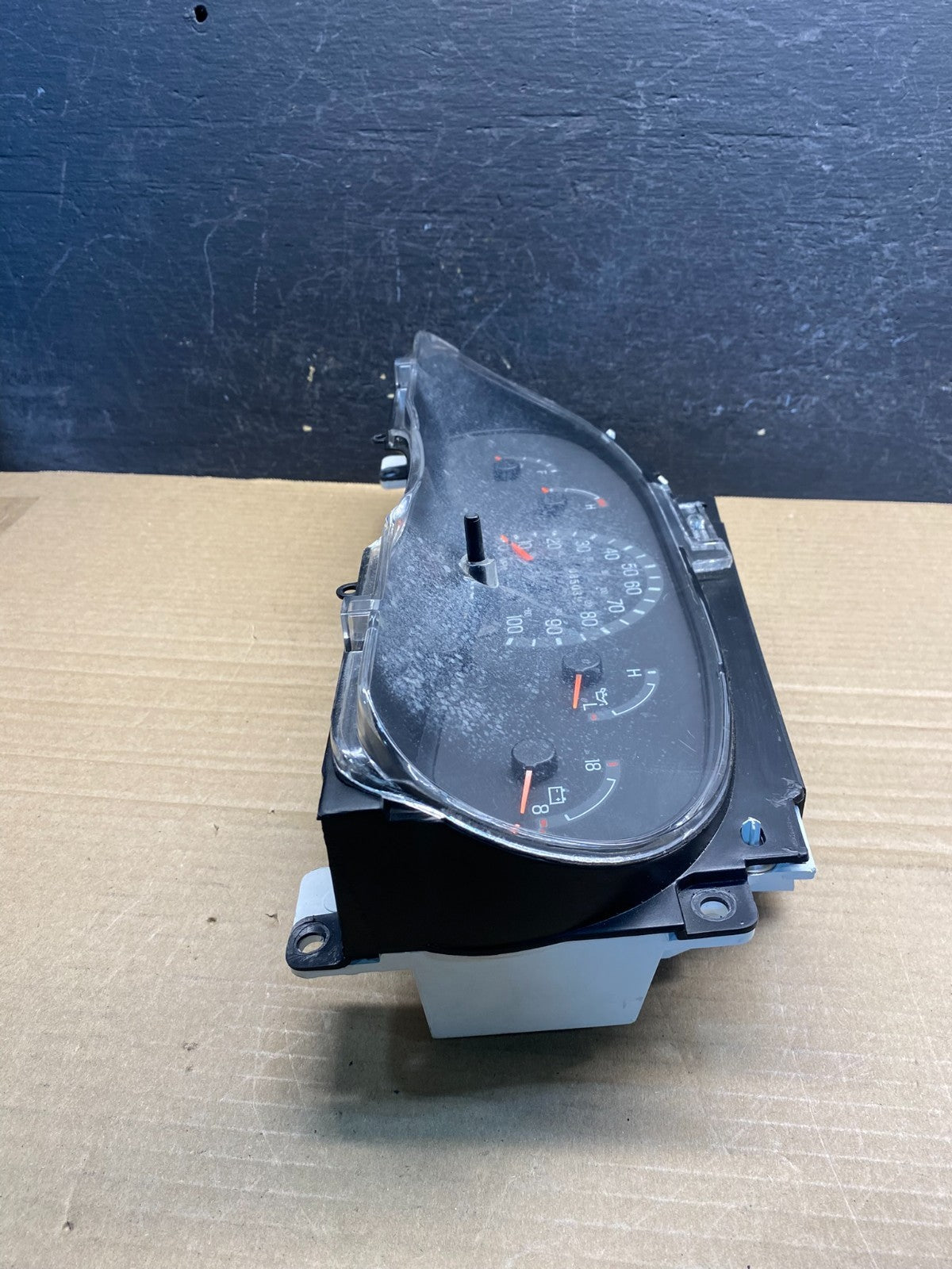 2001 - 2002 Ford Econoline E250 E350 Van Speedometer Instrument Cluster AF38192