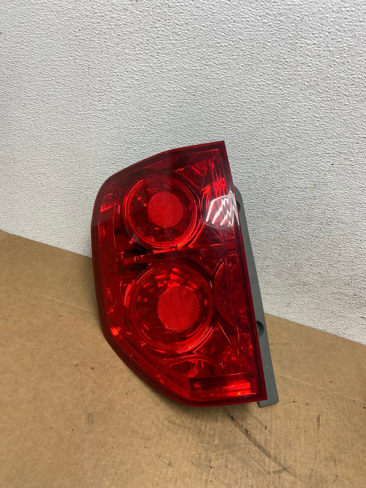 2003 2004 2005 Honda Pilot Left Driver LH Side Tail Light AD6010 LK0