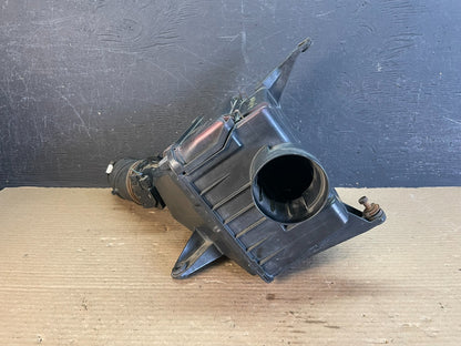 1999 to 2004 Toyota Tacoma Air Cleaner Filter Box af3482 DG3