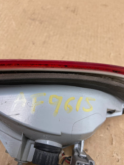 2015 - 2018 Ford Focus Sedan Right Passenger RH Inner Tail Light AF9615 DW7