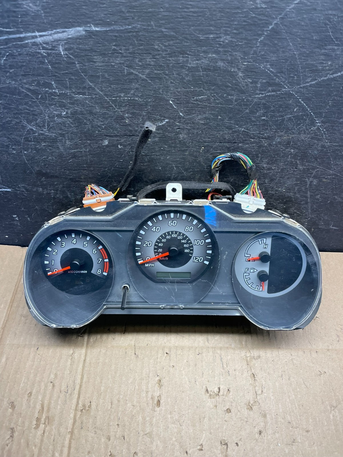2002-2003 Nissan Pathfinder Xterra Cluster Speedometer Instrument OEM S2350 DG0