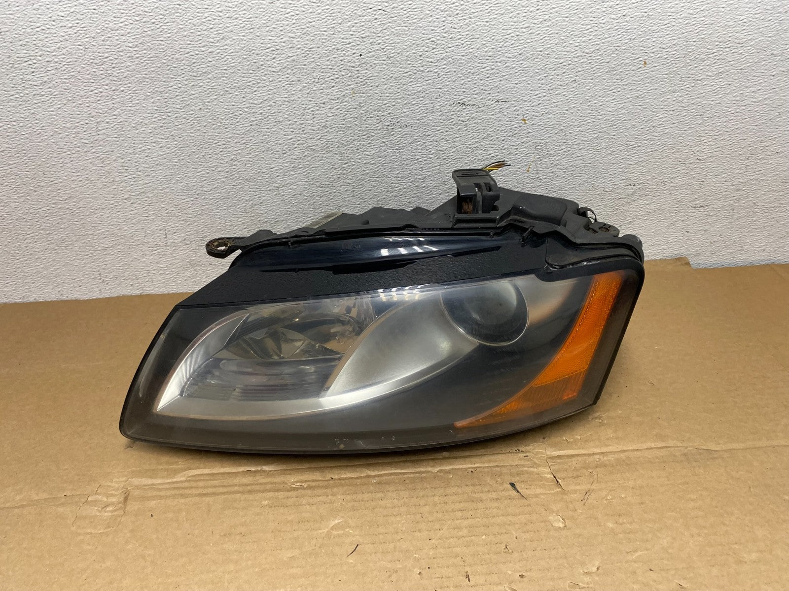 2008 to 2012 Audi A5 S5 Left Driver LH Side Halogen Headlight AD3853 DW0