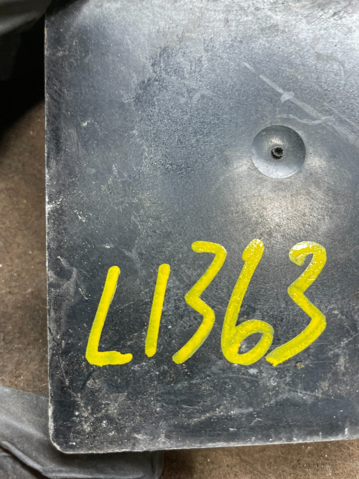 2013 to 2018 Ford Lincoln Rear Radar Blind Spot Module L1363 PS4