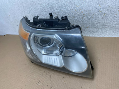 2008-2012 Land Rover LR2 Right Passenger RH Side Xenon Headlight AJ2413 DW1