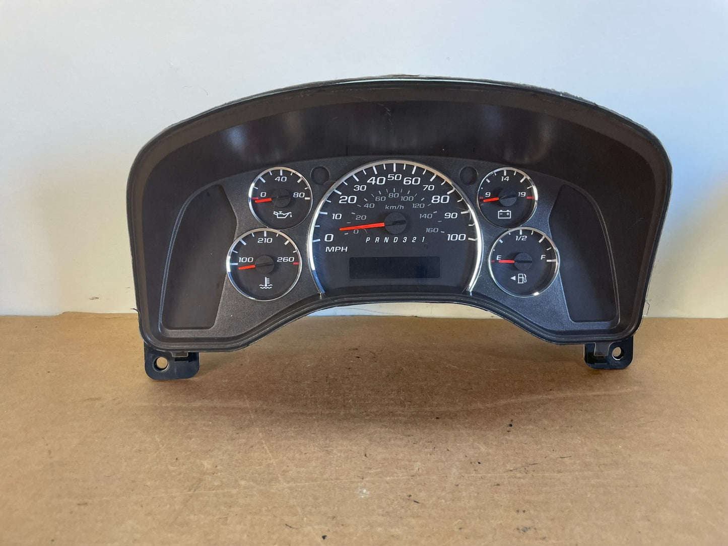 2013 2014 Chevrolet Express 1500 Speedometer Cluster Gauge AG0735 DG0