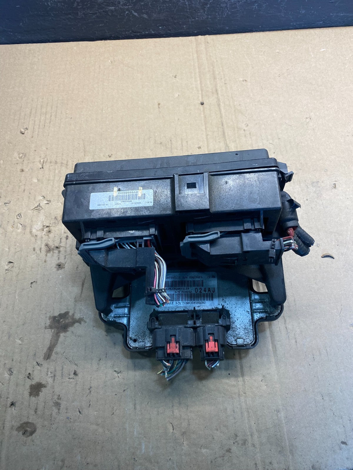 2006 Jeep Grand Cherokee Integrated Power Fuse Box 04692085ab ac0976  DG0