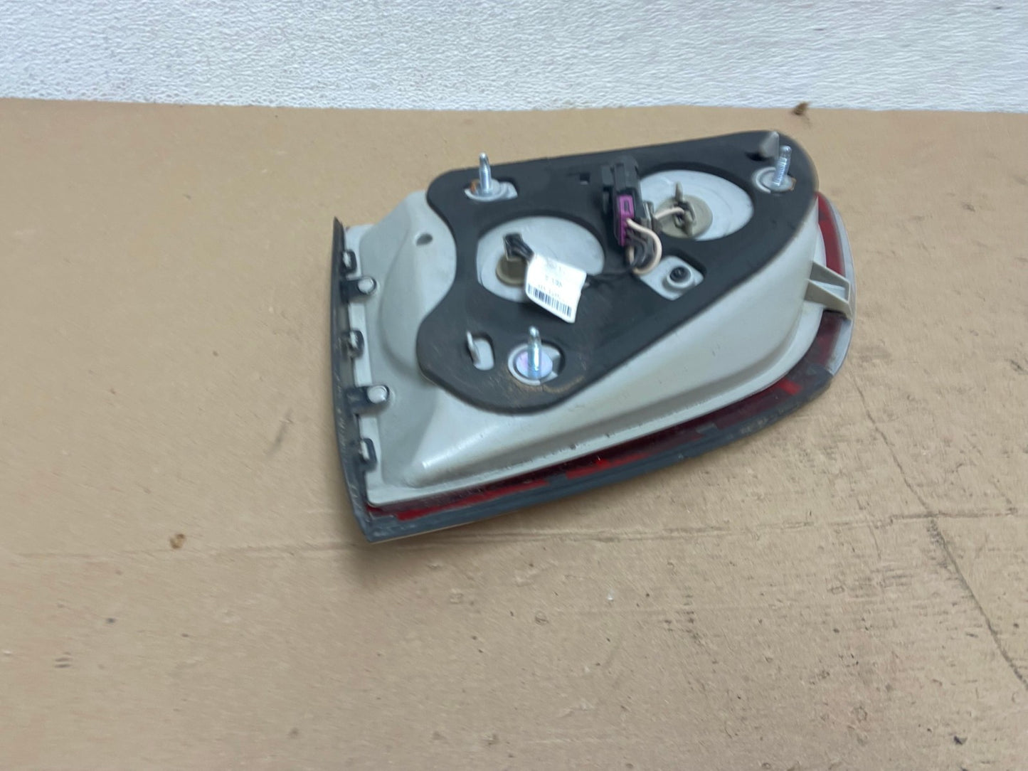 2008 - 2012 Buick Enclave Left Driver Lh Inner Tail Light AF4919 LK4