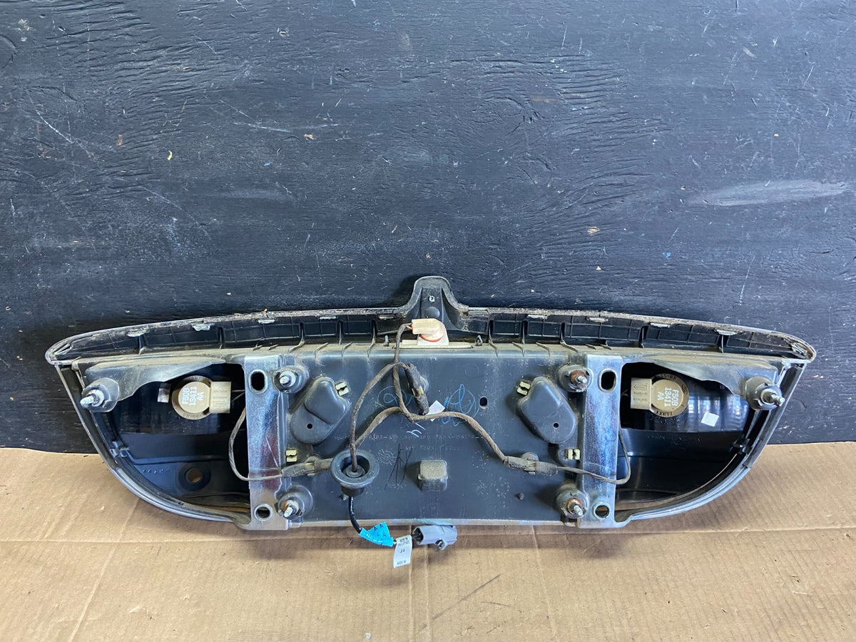 1999-2002 Lincoln Continental License Plate Panel Backup Lights Trim Oe r7290 DG6