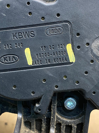 2015-2021 Kia Sedona Entourage Rear Glass Windshield Wiper Motor AG3541 DG6