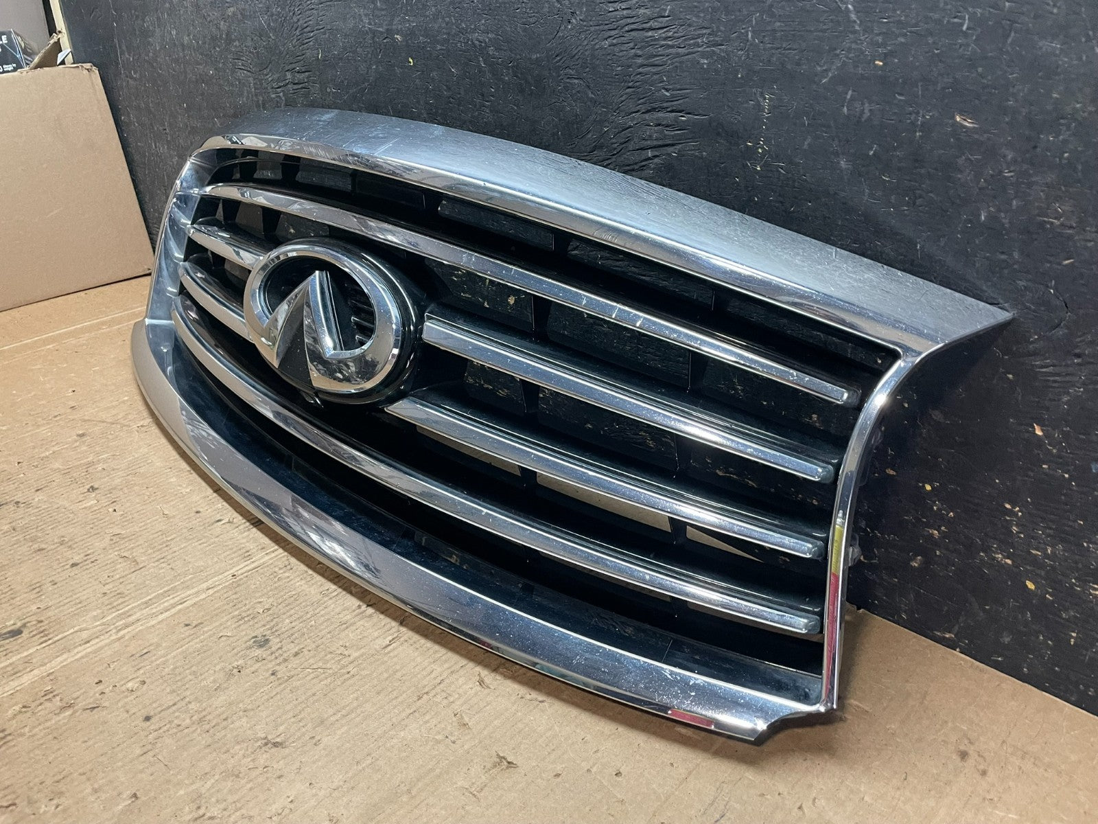 2013 2014 2015 Infiniti QX60 JX35 Oem Front Upper Camera Grill Grille Z6054 DG2