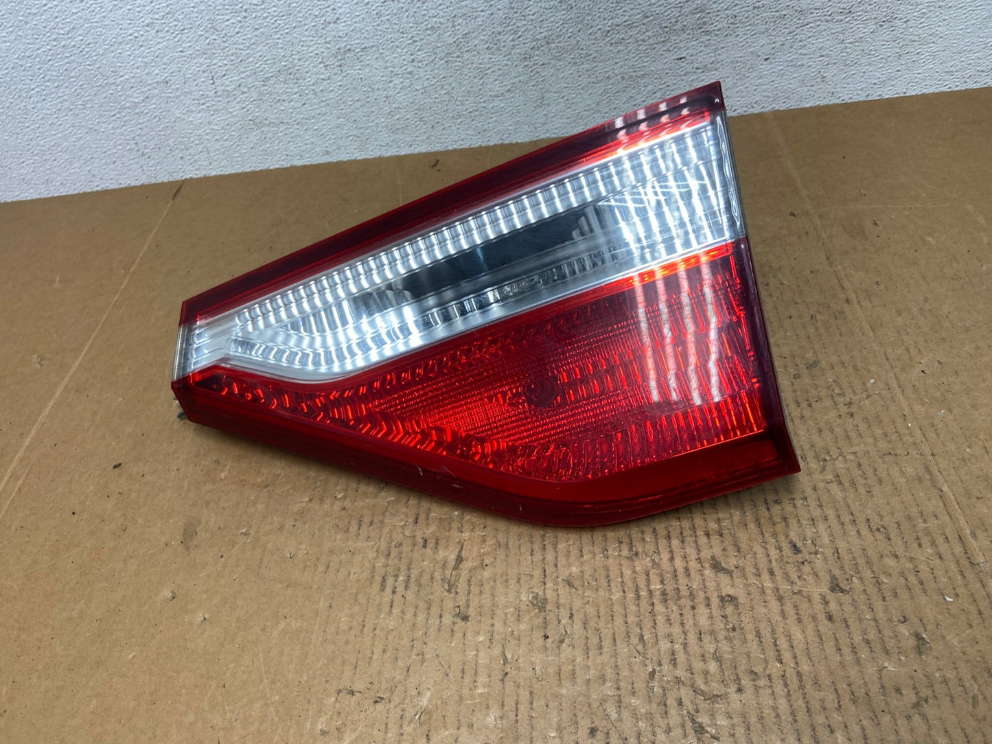 2011 - 2013 Honda Odyssey Inner Tail Light Right Passenger RH Side AE0654 LK0