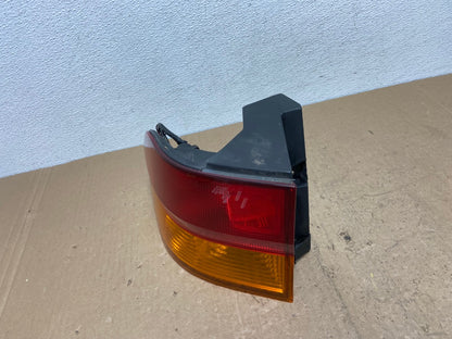 2002 2003 2004 Honda Odyssey Left Driver LH Side Tail Light AC6027 LK1