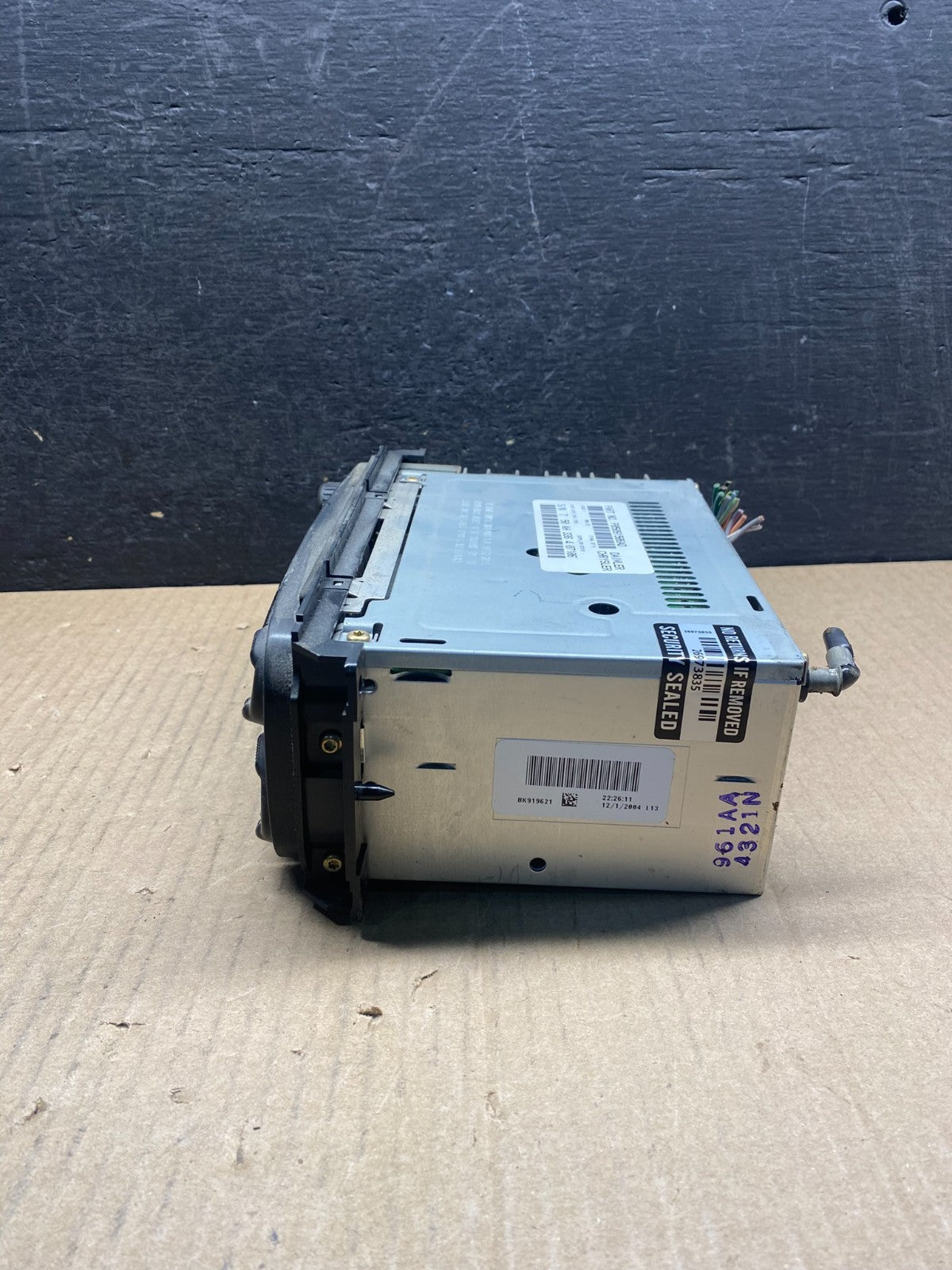 2002 - 2006 Chrysler Dodge Jeep Ram Radio CD Player AM/FM Receiver AG3975 DG1