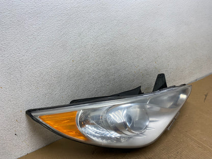 2011 - 2014 Hyundai Sonata Right Passenger Rh Side Headlight Halogen AI6662 DW2