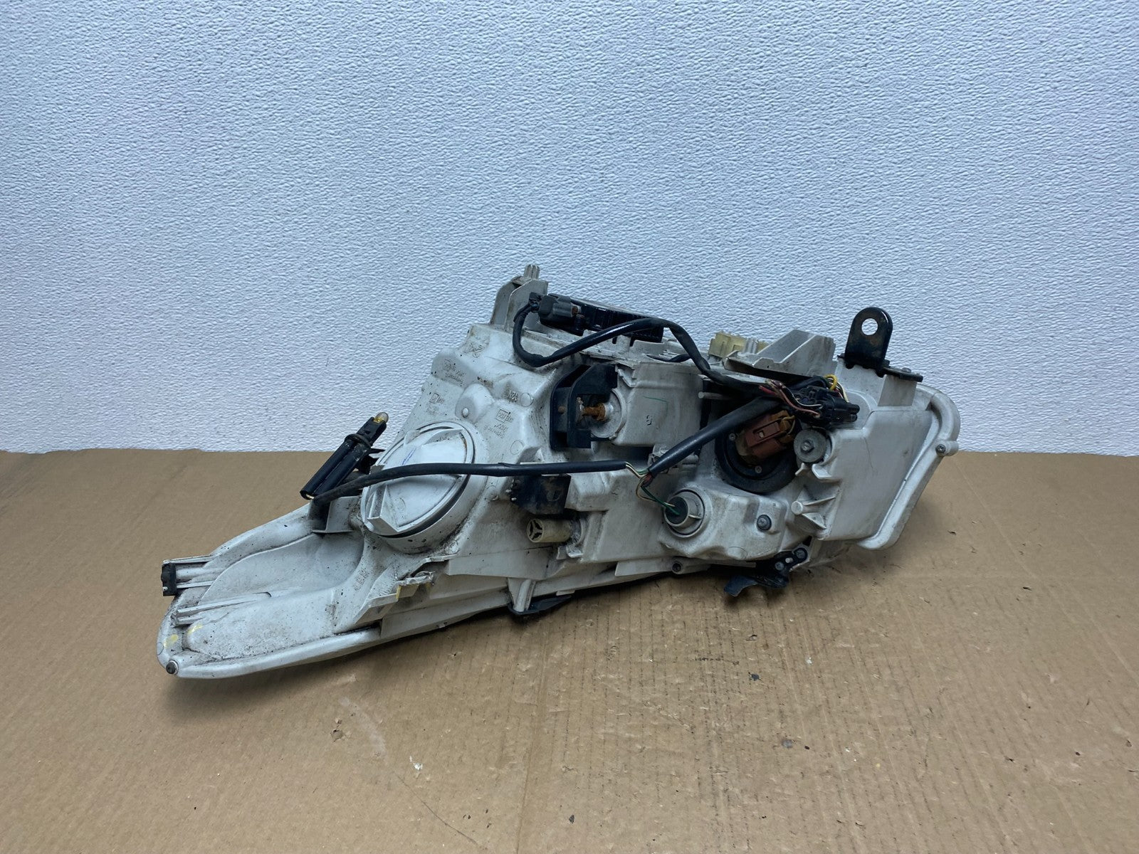 2007-2009 Infiniti G35 G37 Right Passenger Hid Xenon Headlight Sedan AB8195 DW10