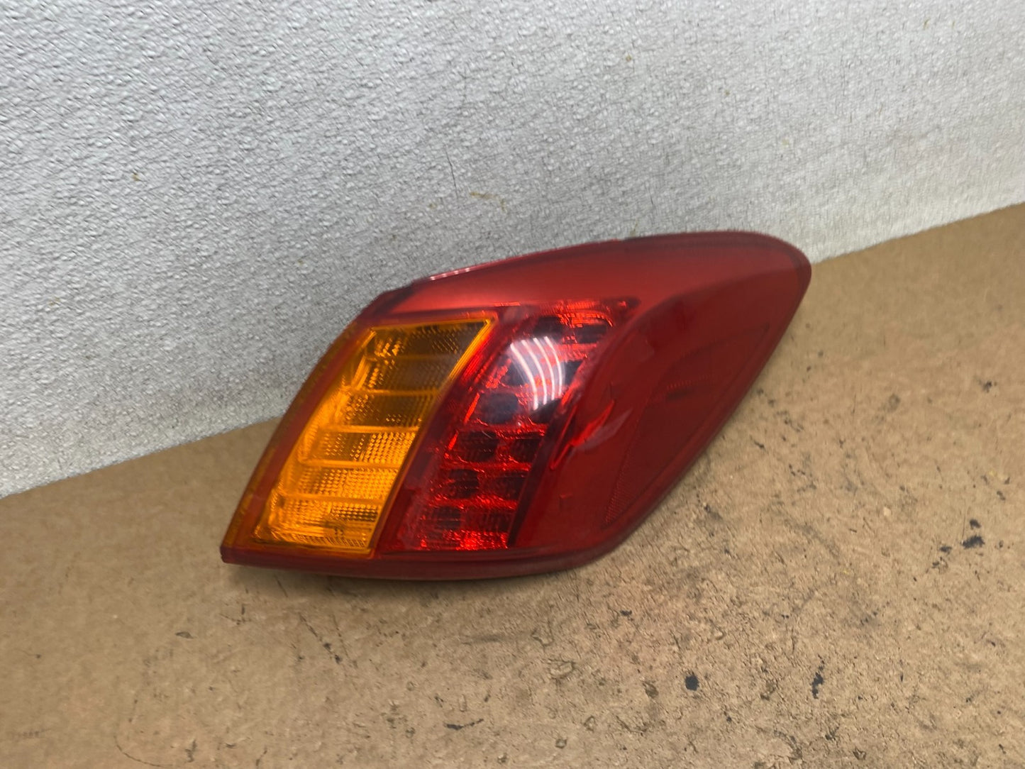 2009 2010 Nissan Murano Right Passenger Rh Side Tail Light T0846 DW2